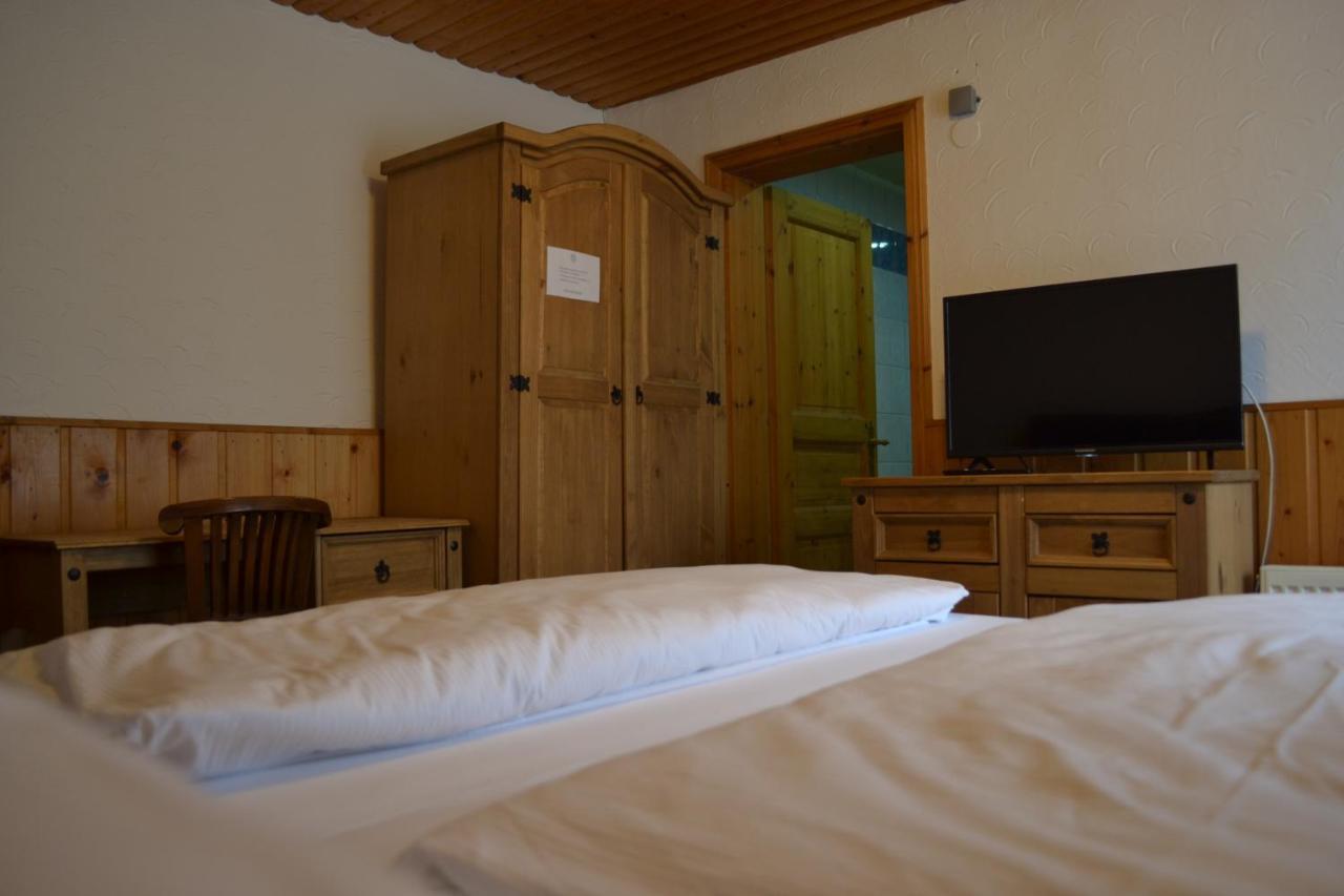 Hotel Altes Faehrhaus Дуйсбург Экстерьер фото